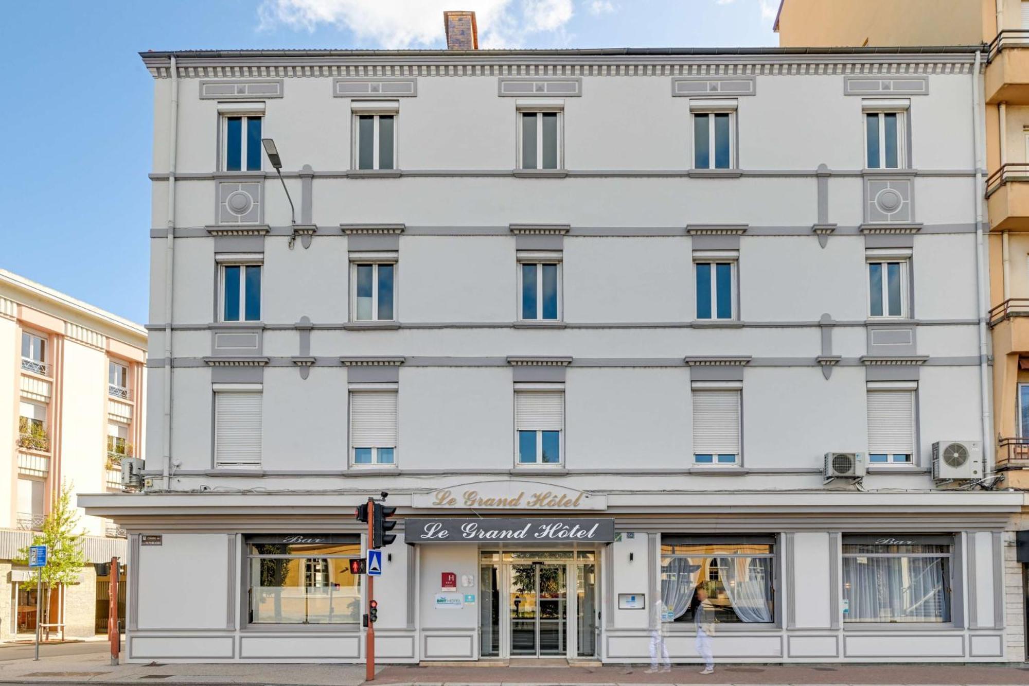 Brit Hotel Roanne - Le Grand Hôtel Extérieur photo